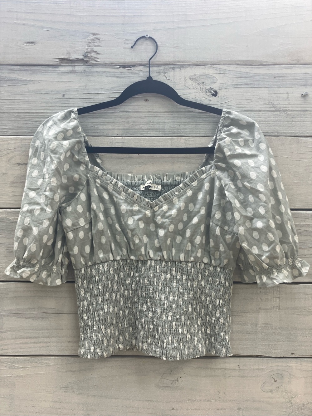 NWT Abercrombie dusty sage gray puff sleeve Top Small